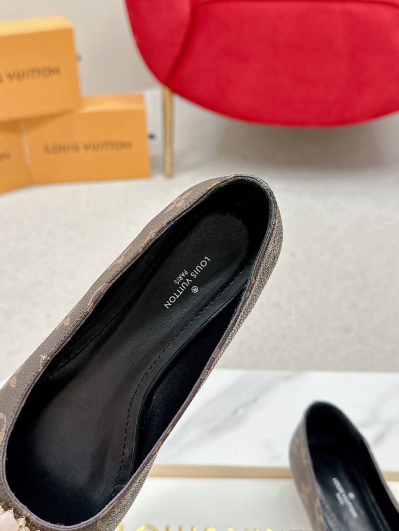 Louis Vuitton Flat Shoes